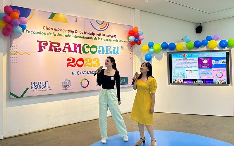 An exchange programme on the occasion of International Francophonie Day 2023. (Photo: The French Institute in Hue City)