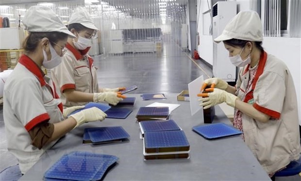 Producing solar panels - Illustrative image (Photo: VNA)