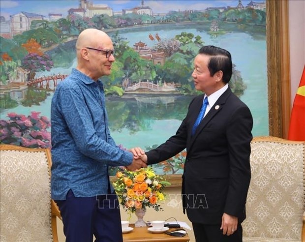 Deputy PM Tran Hong Ha (R) and Dutch Ambassador to Vietnam Kees van Baar (Photo: VNA)