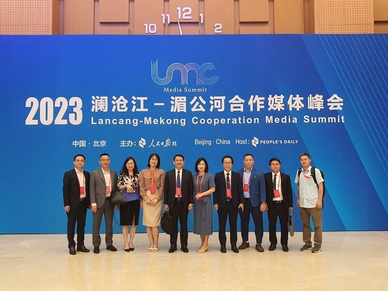 The delegation of Vietnamese journalists attends the 2023 Lancang – Mekong Media Cooperation Summit.