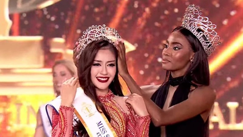 Thanh Ngan is honoured as the fourth runner-up of the pageant. (Photo: internet)