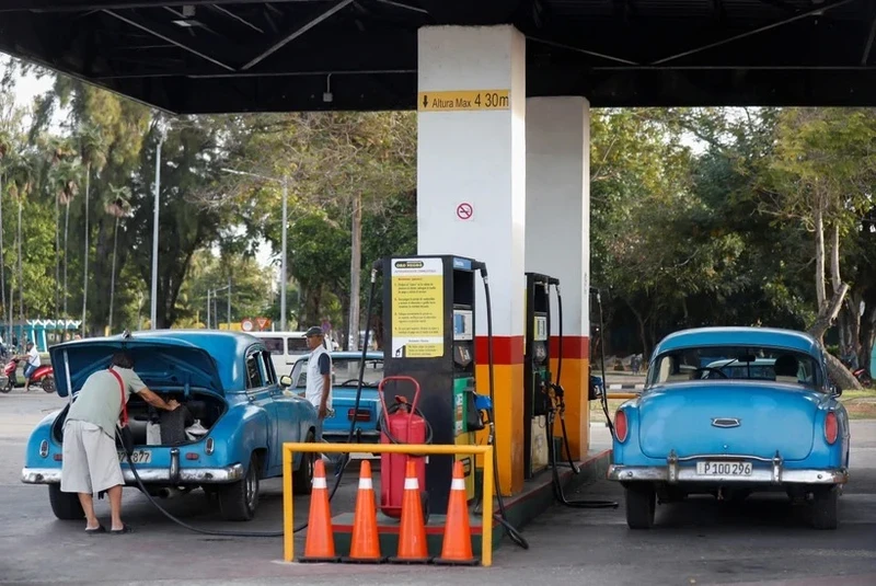 The Cuban government has just announced its decision to increase gasoline and diesel prices by five times. (Photo: Reuters)