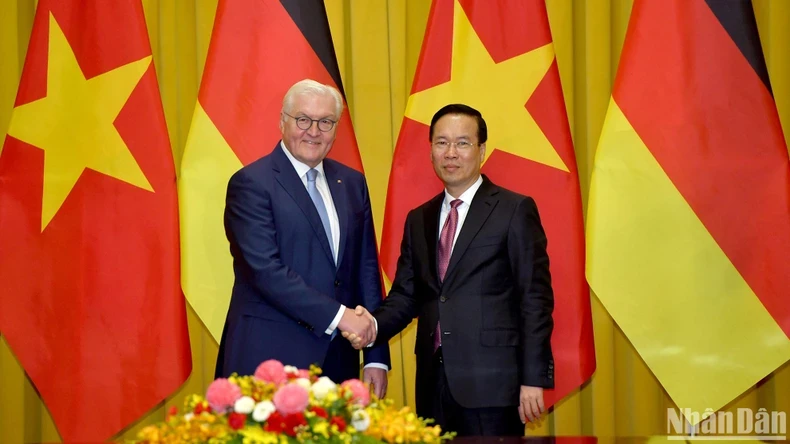 President Vo Van Thuong and German President Frank-Walter Steinmeier at the talks. (Photo: NDO)