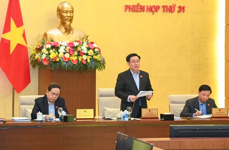 National Assembly Chairman Vuong Dinh Hue speaks at the NA Standing Committee’s 31st session (Photo: NDO)