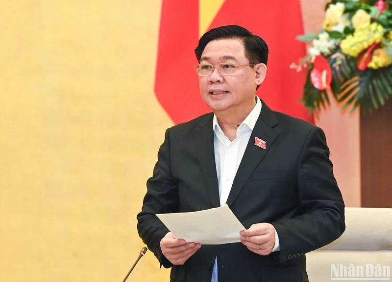 NA Chairman Vuong Dinh Hue speaks at the event. (Photo: NDO)