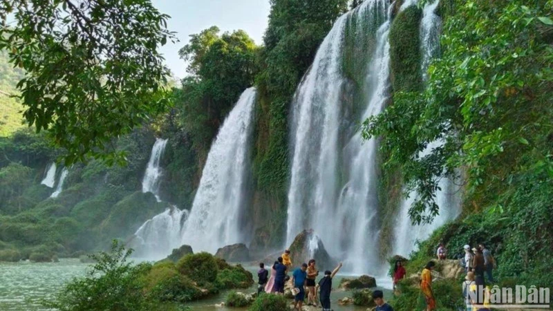 Ban Gioc Waterfall. (Photo: MINH TUAN)