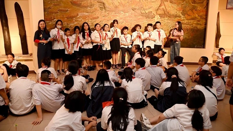 Students join the "Lesson of History" at the Vietnam National Museum of History.