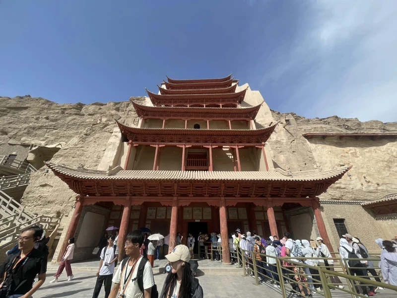 Mogao Caves are known as the artistic treasures of the Silk Road.