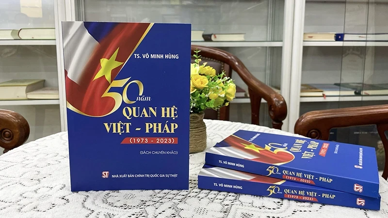 The book aims to help readers understand more about the development process of the Vietnam-France relationship.