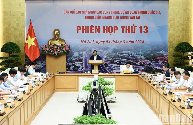 Prime Minister Pham Minh Chinh addresses the meeting (Photo: NDO)