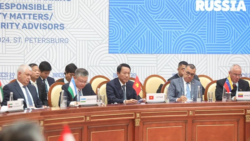 Minister of Public Security Sen. Lieut. Gen. Luong Tam Quang attends the 14th meeting of BRICS high-ranking officials responsible for security matters (Photo: NDO)