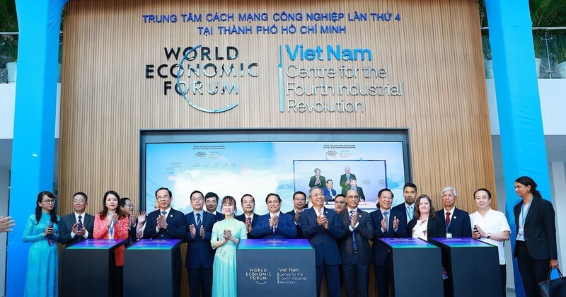 Prime Minister Pham Minh Chinh at the launching ceremony of the Centre for the Fourth Industrial Revolution (C4IR) in Ho Chi Minh City on September 25 (Photo: VNA)