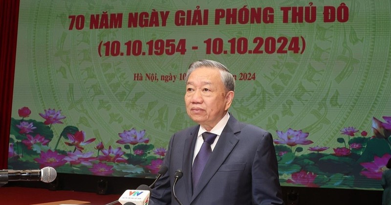 Party General Secretary and President To Lam delivers a speech on the 70th anniversary of the Capital Liberation Day. (Photo: Tri Dung – VNA)