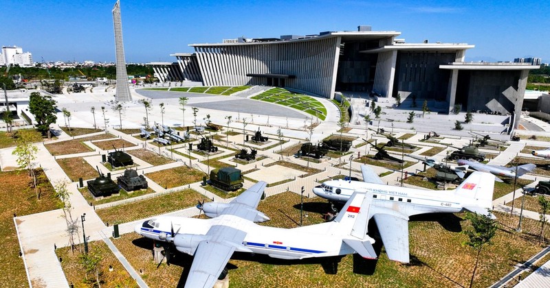 The first phase of the Vietnam Military History Museum has been completed, and the unit is currently gathering feedback from experts and scientists to refine and finalise the exhibits before officially opening to the public on November 1, 2024.