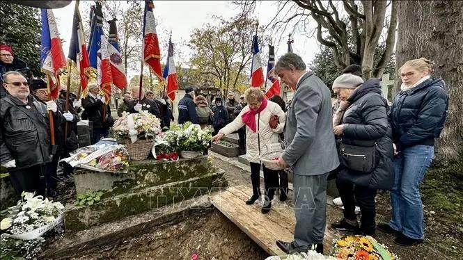 At the funeral of Madeleine Riffaud, a French poet, journalist, revolutionary, and close friend of the Vietnamese people (Photo: VNA) 