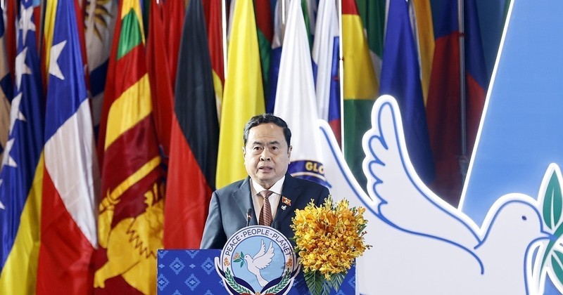 NA Chairman Tran Thanh Man at the 11th Plenary Session of the International Parliament for Tolerance and Peace in Phnom Penh, Cambodia (Photo: VNA) 