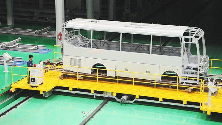 Automatic painting line at THACO Truong Hai Auto Factory. (Photo: Nam Nguyen)