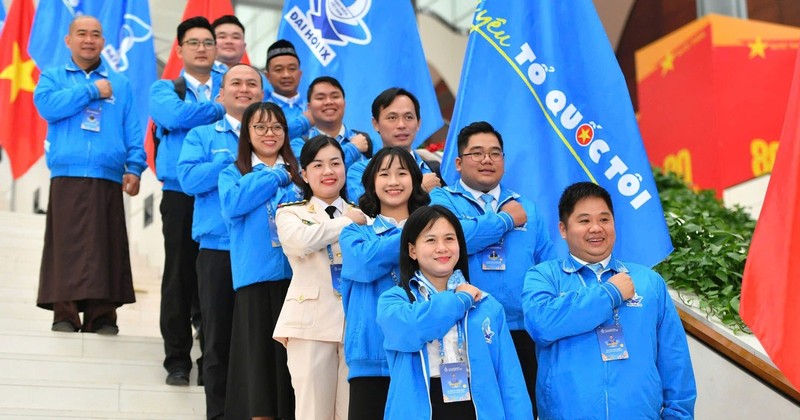 The lively atmosphere at the 9th National Congress of the Vietnam Youth Federation.