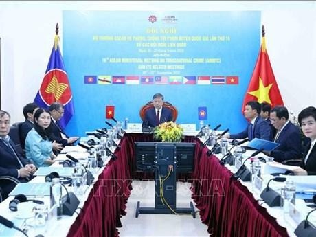 Politburo member and Minister of Public Security Gen. To Lam (centre) participates in the virtual meeting from Hanoi. (Photo: VNA)