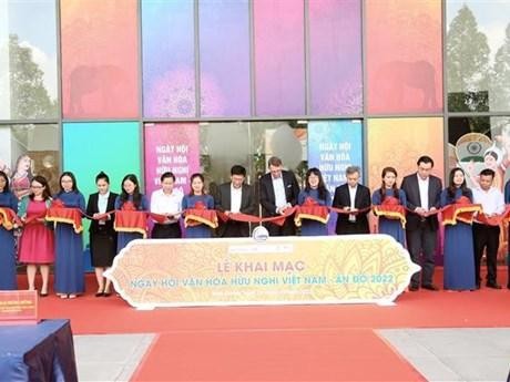 The Vietnam-India Culture and Friendship Festival opens in Binh Duong. (Photo: VNA)