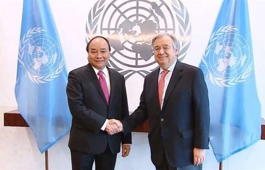 President Nguyen Xuan Phuc and UN Secretary-General António Guterres (Photo: VNA)