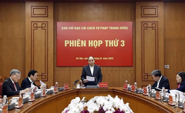 President Nguyen Xuan Phuc addresses the third meeting of the Central Steering Committee for Judicial Reform on January 9. (Photo: VNA)