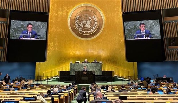 Ambassador Dang Hoang Giang, Permanent Representative of Vietnam to the United Nations, addresses the UN General Assembly's emergency special session on Ukraine on February 22. (New York time). (Photo: VNA)