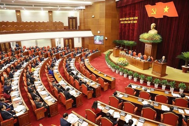 13th Party Central Committee convenes mid-term meeting. (Photo: VNA)