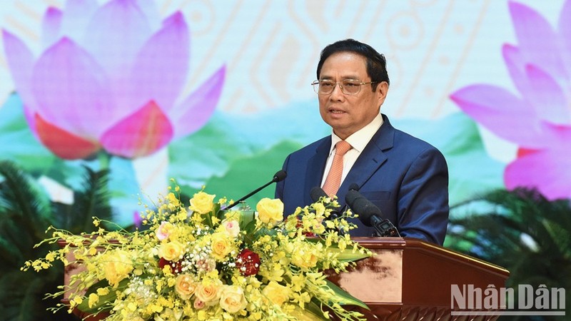 In Pictures: Prime Minister Pham Minh Chinh attends the 23rd Military Creative Youth Award.