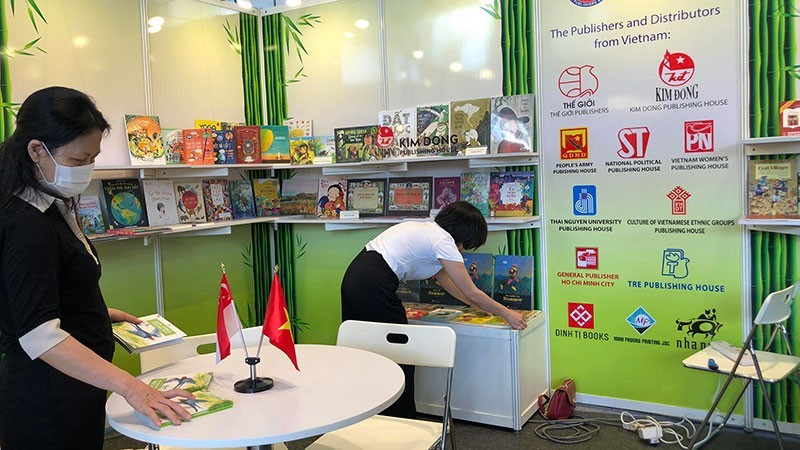 The exhibition booth introduces books of Vietnamese publishers. (Photo: provided by Kim Dong)