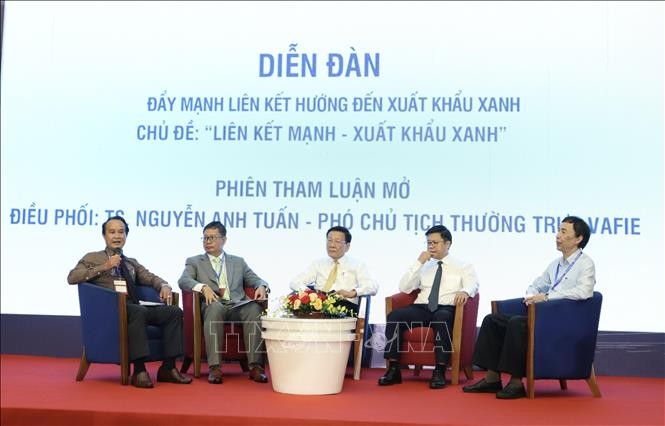 Delegates at the forum to promote sustainable and green exports in Ho Chi Minh City. (Photo: VNA) 