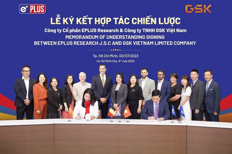 EPLUS Research and GSK signed a cooperation agreement.