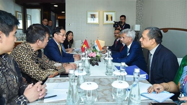 At a meeting with Indian Minister of External Affairs Subrahmanyam Jaishankar (Photo: VNA)