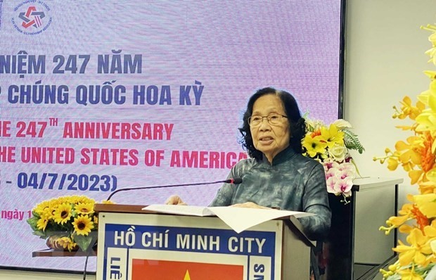 President of the Vietnam-US Friendship Association in Ho Chi Minh City Nguyen Thi Ngoc Phuong speaks at the get-together. (Photo: VNA)