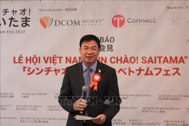 Vietnamese Ambassador to Japan Pham Quang Hieu speaks at the press conference. (Photo: VNA)