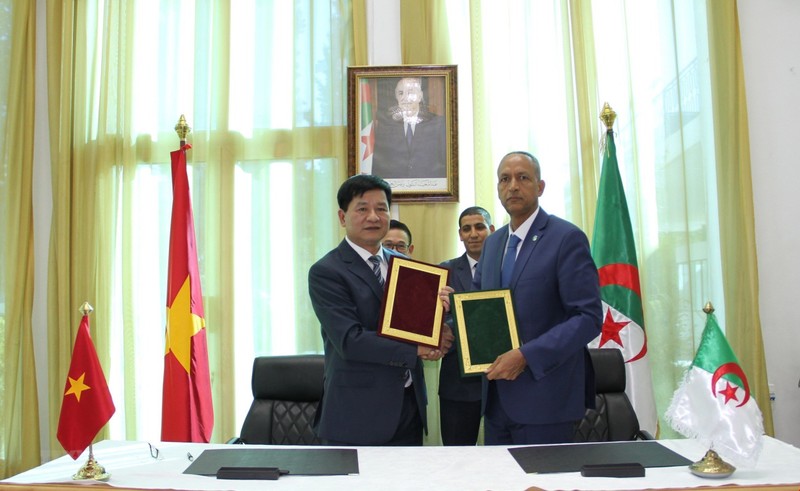 Vietnam's Dien Bien province and Algeria’s Batna province set up twinning ties (Photo: VNA)