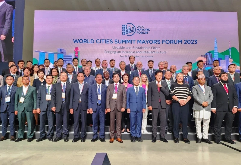 The World Cities Summit Mayors Forum 2023 in the RoK