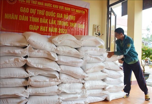 Over 585 tonnes of rice delivered to needy people in Dak Lak (Photo: VNA)