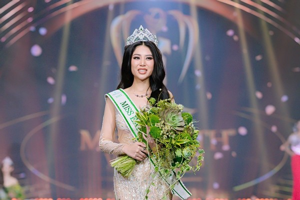 Miss Earth Vietnam 2023 Do Thi Lan Anh. 