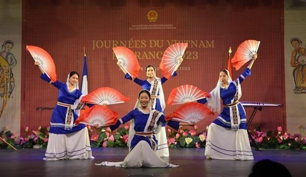 A performance at the event. (Photo: VNA)