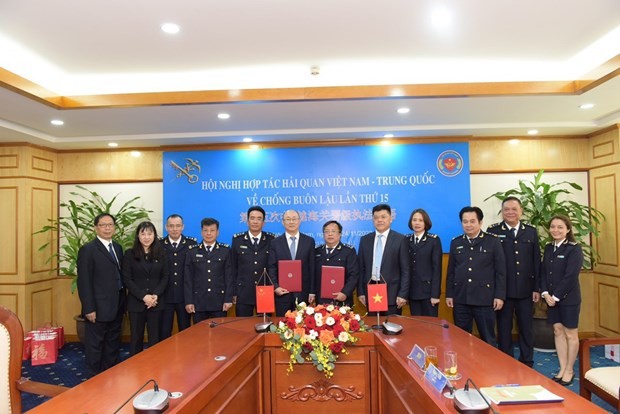 The 15th conference on Vietnam - China customs cooperation in anti-smuggling in Hanoi on November 23, 2023 (Photo: thoibaotaichinhvietnam.vn)