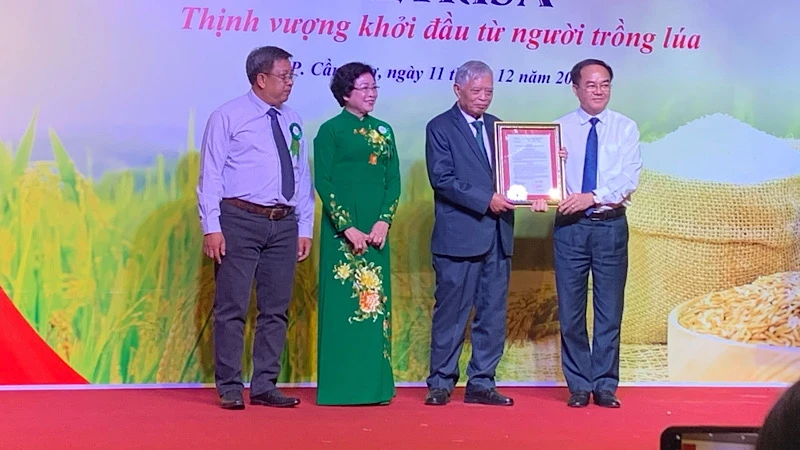 Vietnam Rice Industry Association makes debut