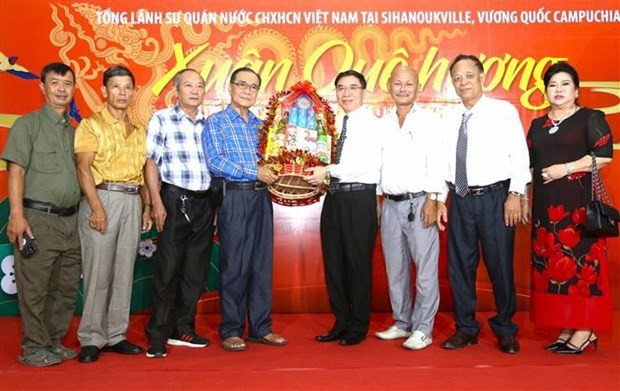 A get-together for Cambodian people of Vietnamese origin in northwest and southwest regions to celebrate Tet (Photo: VNA) 
