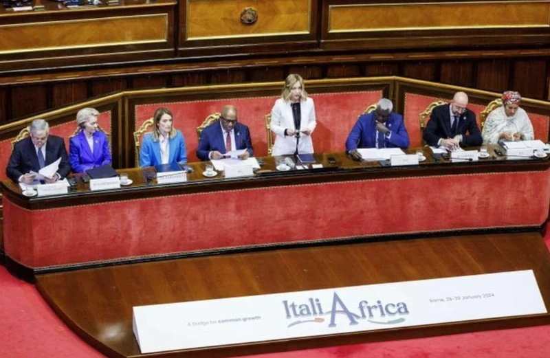 Prime Minister Giorgia Meloni speaks at the Italy-Africa Summit in Rome on January 29. (Source: AP/VNA)