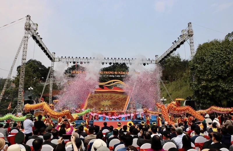 Art programme at the opening ceremony of Cua Ong Temple Festival 2024.