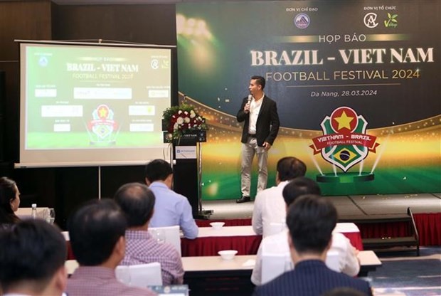 Duong Quang Thuan, Director of America & Asia Connect Co.Ltd, Head of the Organizing Committee at a press conference announcing activities of Brazil-Vietnam Football Festival (Photo: VNA)
