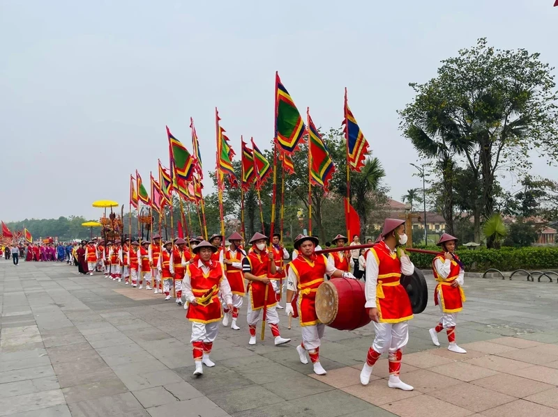 Palanquin procession held to commemorate nation’s predecessors