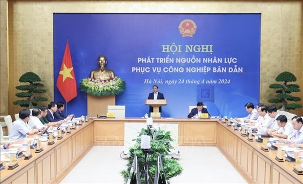 Prime Minister Pham Minh Chinh speaks at the semiconductor conference. (Photo: VNA)