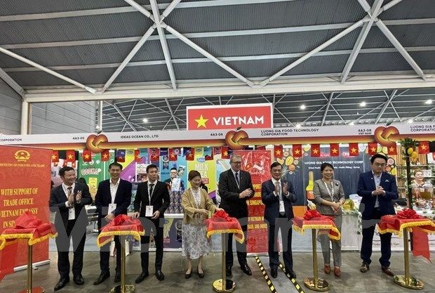 Vietnamese booths at the fair (Photo:VNA) 