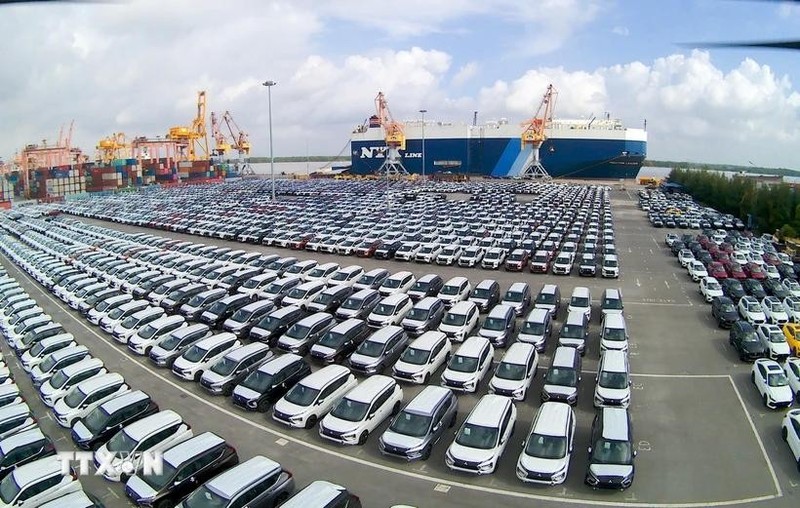 Imported cars at Hai Phong Port, the northern city of Hai Phong (Photo: VNA)